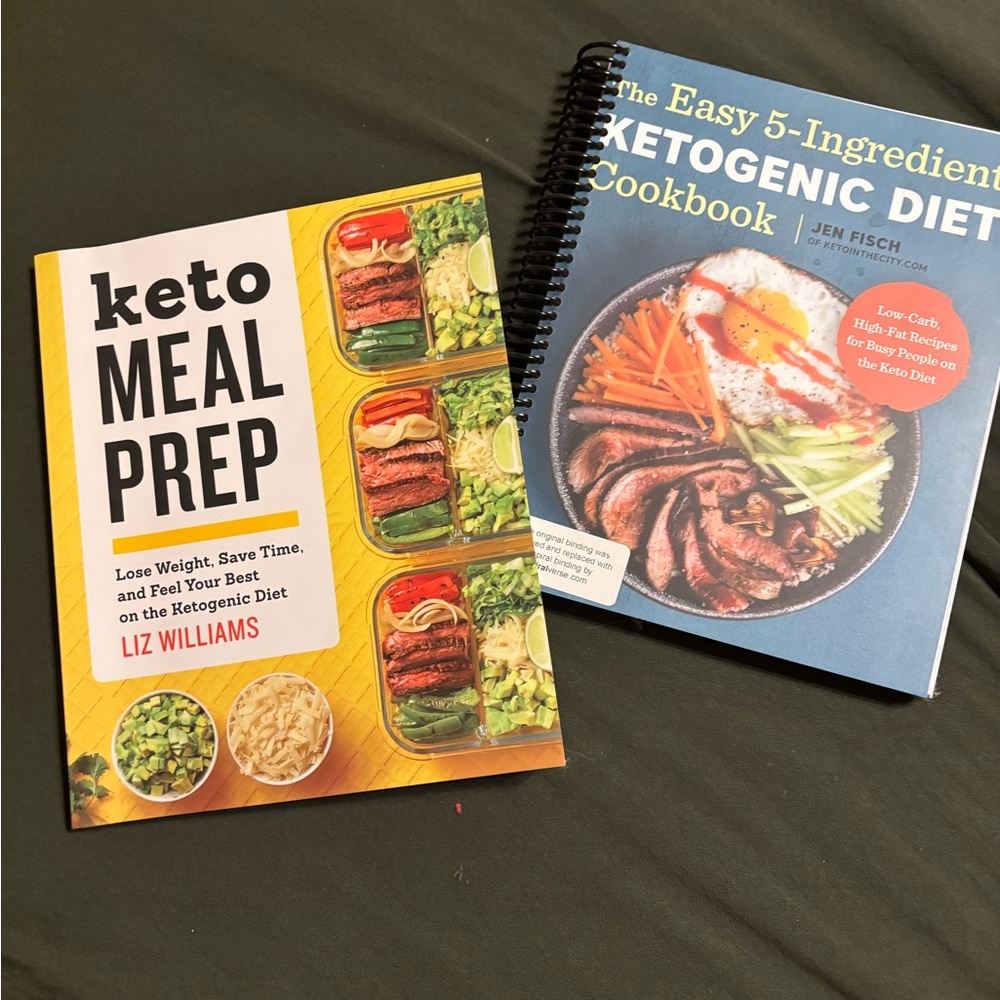 Keto Meal Prep and Cookbook Set